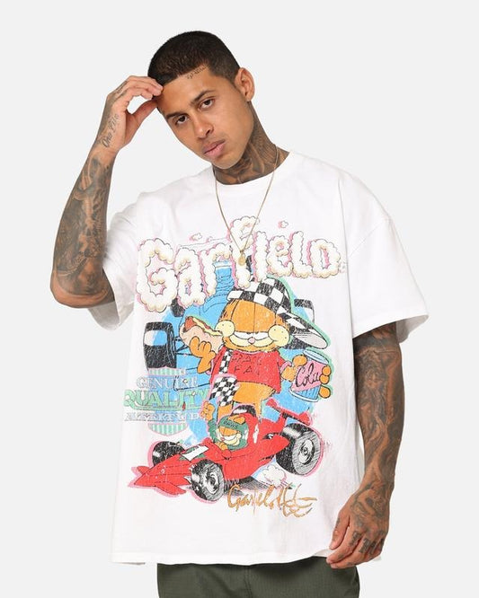 Garfield Race Heavyweight T-Shirt White Trending Movie T shirt Vintage 90s T-shirt gift for Movie fans gift for him gift for her unisex T-shirt Urbanwear Shirt Casual Fabric