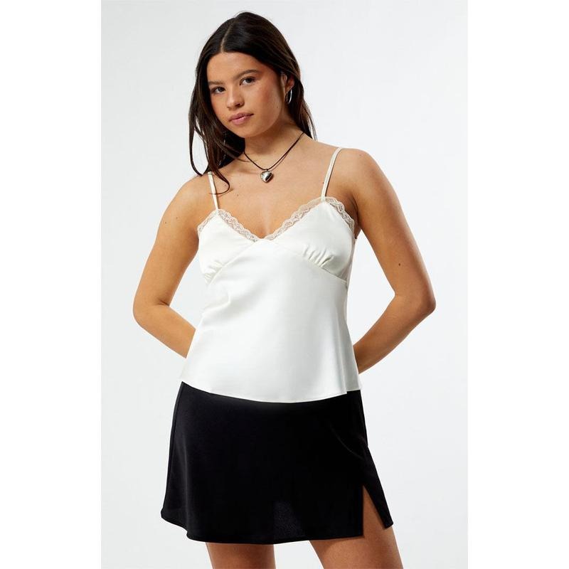 Glamorous Women's Ladies Tank Top T-Shirts, Hoodie, Sweatshirt | DripVista.com