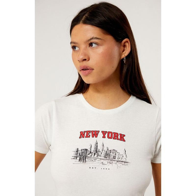 Golden Hour Women's New York Skyline Skimmer T-Shirt Hoodie, Sweatshirt | DripVista.com