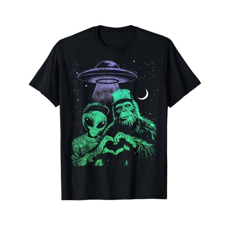 [Graphic Tees] Cotton Funny Sasquatch Gunpla brand Alien Love Hand Sign Graphic T-Shirt for Men Hoodie, Sweatshirt