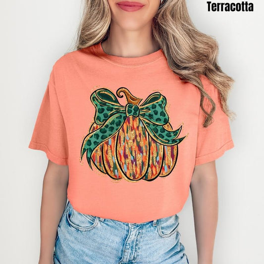 Groovy Brushstroke Pumpkin Comfort Colors T-Shirt 'NLB'