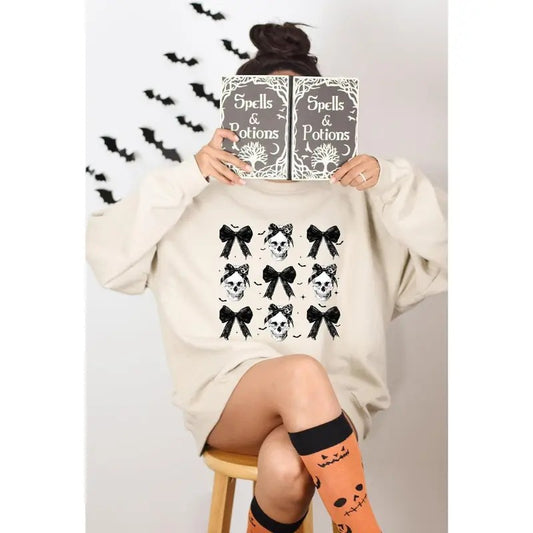 Halloween Skull Black Bow Sweatshirt, Retro Halloween Shirt, Halloween Women's Sweatshirt, Halloween Costume, Fall Sweater, Spooky Season