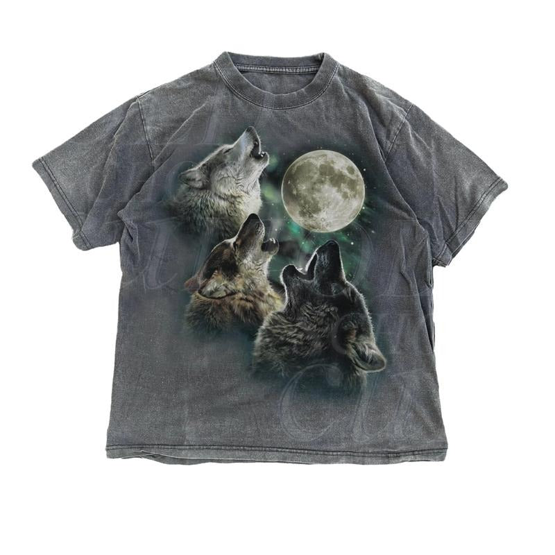 Howling Wolves Vintage 90s Graphic Shirt, Wolf Moon Tee, Wild Free, Loyal Wolf Shirt, Grey Wolf Washed Oversize Tee,...