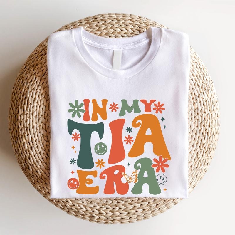 In My Tia Era Shirt, Retro Auntie T-shirt, Trendy Tia Shirt, New Aunt To Be Tee, Sister Birthday Gift Shirt, Auntie Announcement Short Sleeve.