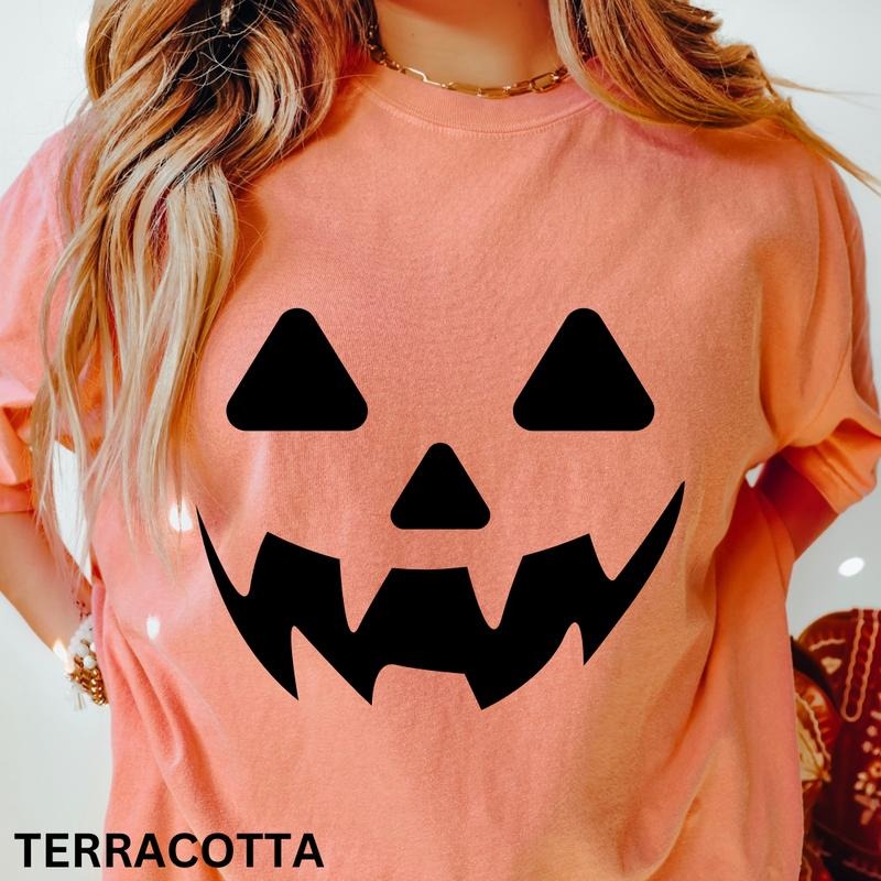 Jack-O-Lantern T-shirt, Pumpkin Shirt, Spooky Season Graphic shirt, Halloween Unisex Cotton T-shirt, Oversized Halloween...