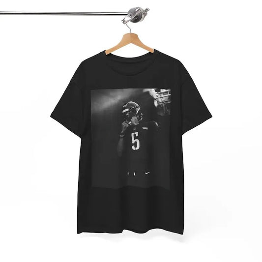Jayden Daniels Blackout Graphic Tee, Perfect Sports Gift for Football Fans and Collectors
