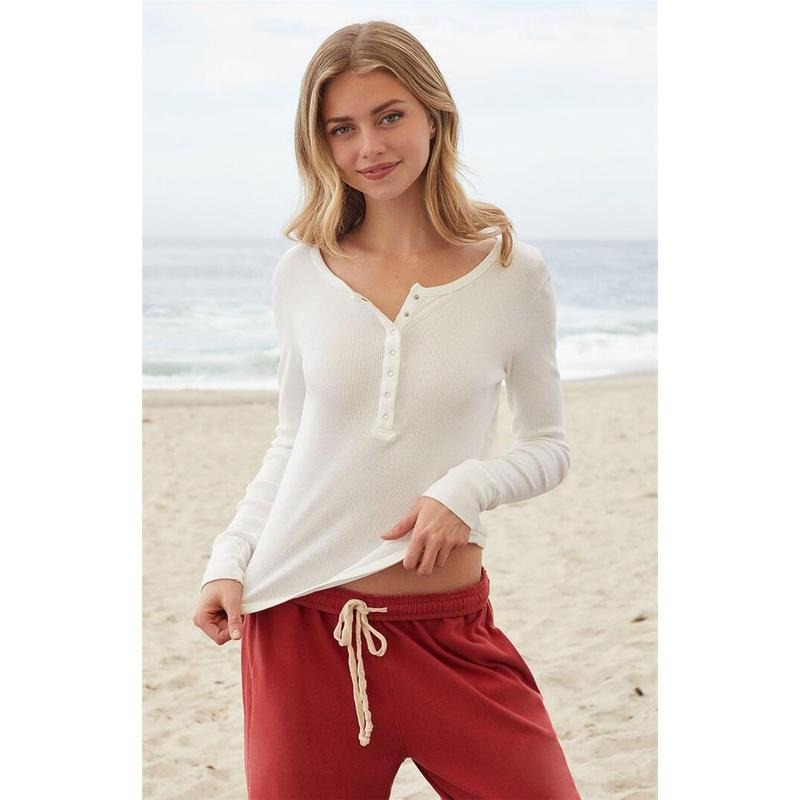 John Galt Women's White Athern Thermal Ribbed Long Sleeve Top T-Shirts, Hoodie, Sweatshirt | DripVista.com