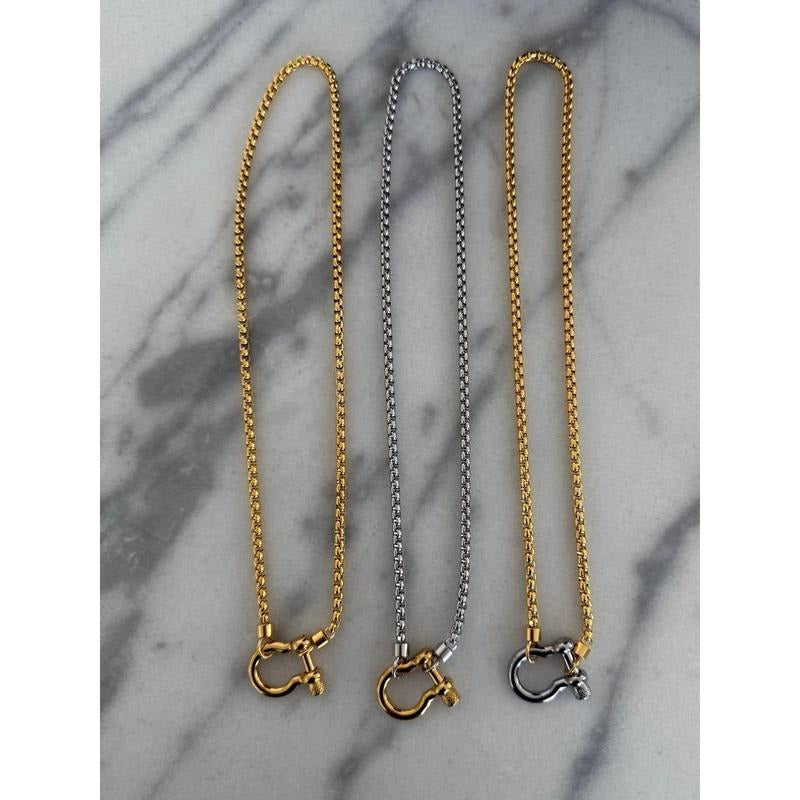 LOCKET NECKLACE T-Shirts, Hoodie, Sweatshirt | DripVista.com