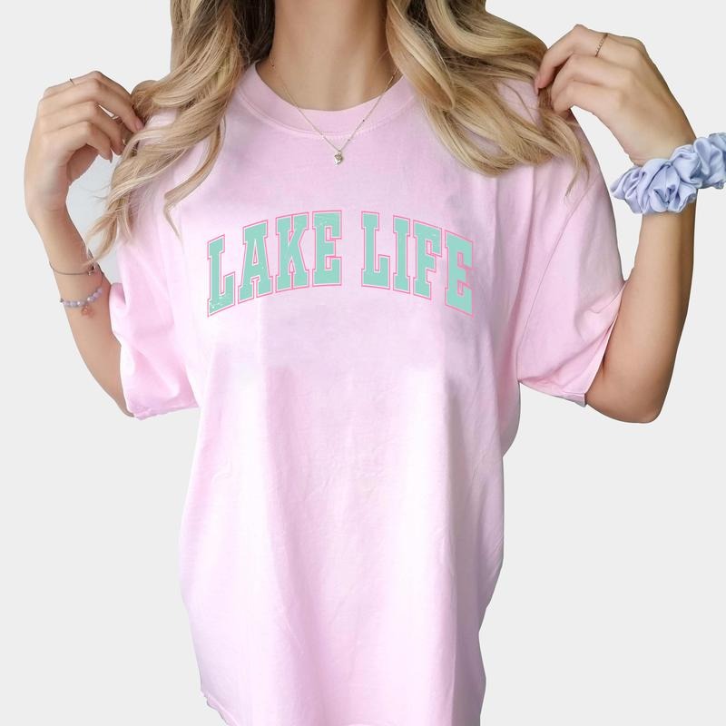 Lake Life Shirt, Lake Vibes Graphic Tee, Boating Summer Shirt, Summer Outfits, Lake Lover Shirt For Women, Summer Vacation Tops, Lake Trip Shirt Womenswear, Comfy Oversized Graphic Tee, Women's Tops, Cotton Fabric Relaxed Fit Chic Style
