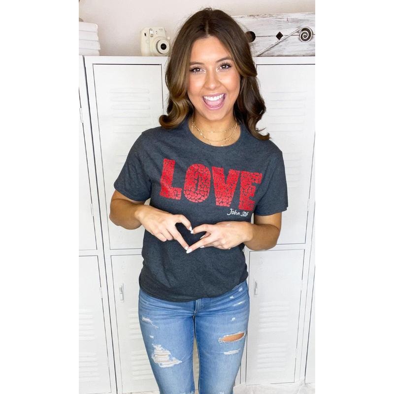 Love Heart John 3:16 T-Shirt Hoodie, Sweatshirt | DripVista.com