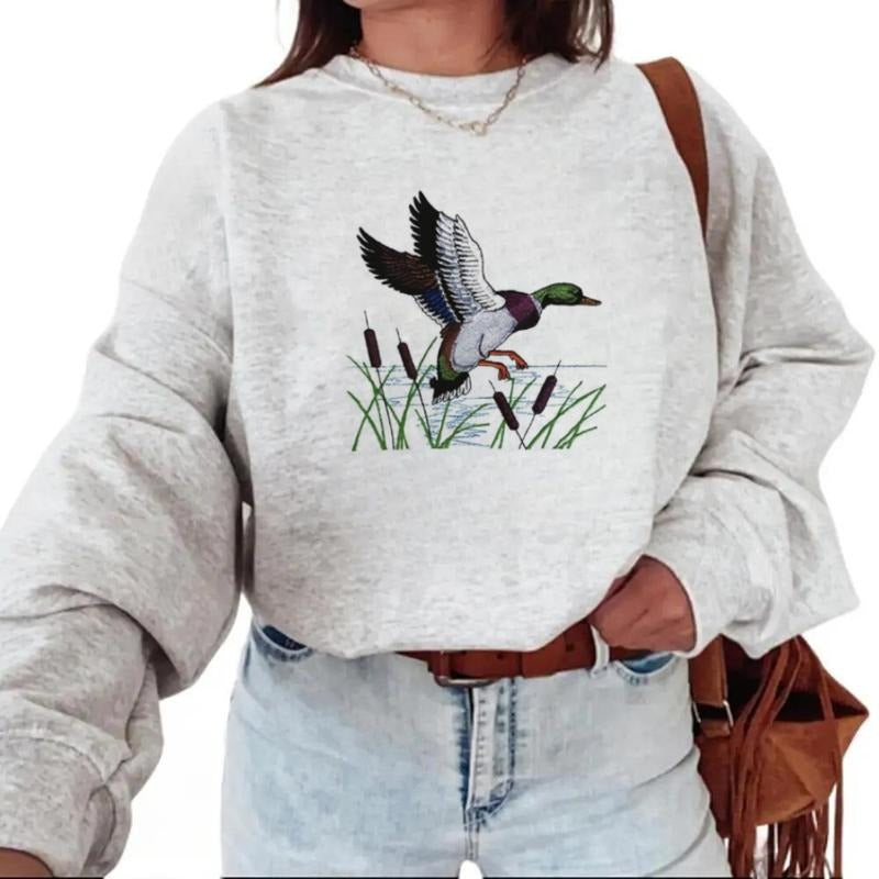 Mallard And Cattails Unisex Sweatshirt Hunting Season 2025 Vintage Shirt Hoodie Unisex | DripVista.com