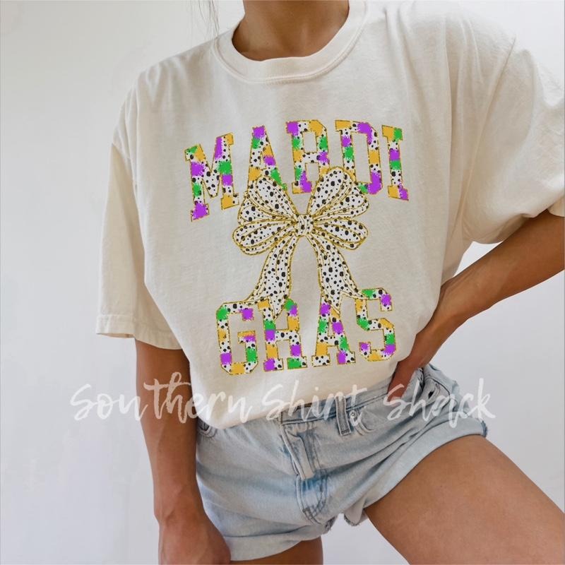 Mardi Gras Brush Stroke | Ivory comfort colors t shirt Hoodie, Sweatshirt | DripVista.com