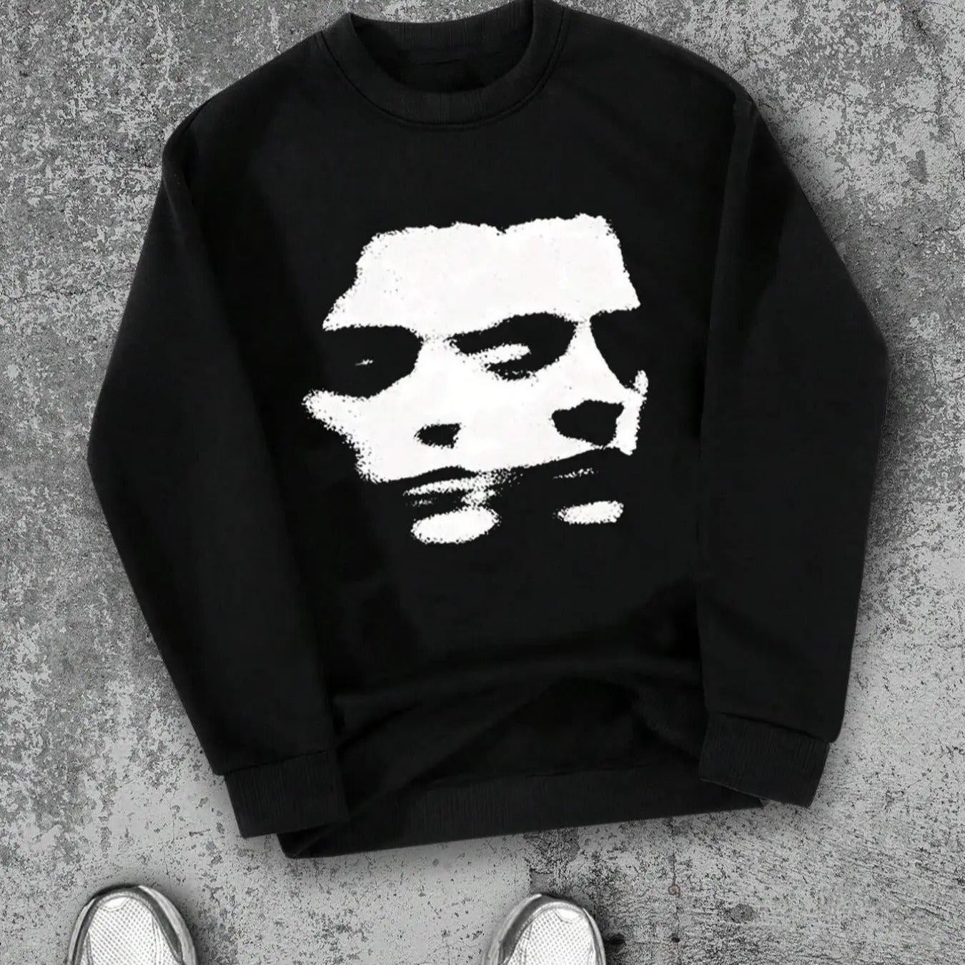 Men'WB shield Figure Print Round Neck Sweatshirt, Loose Casual Long Sleeve Pullover for Fall & Winter, Men'WB shield...