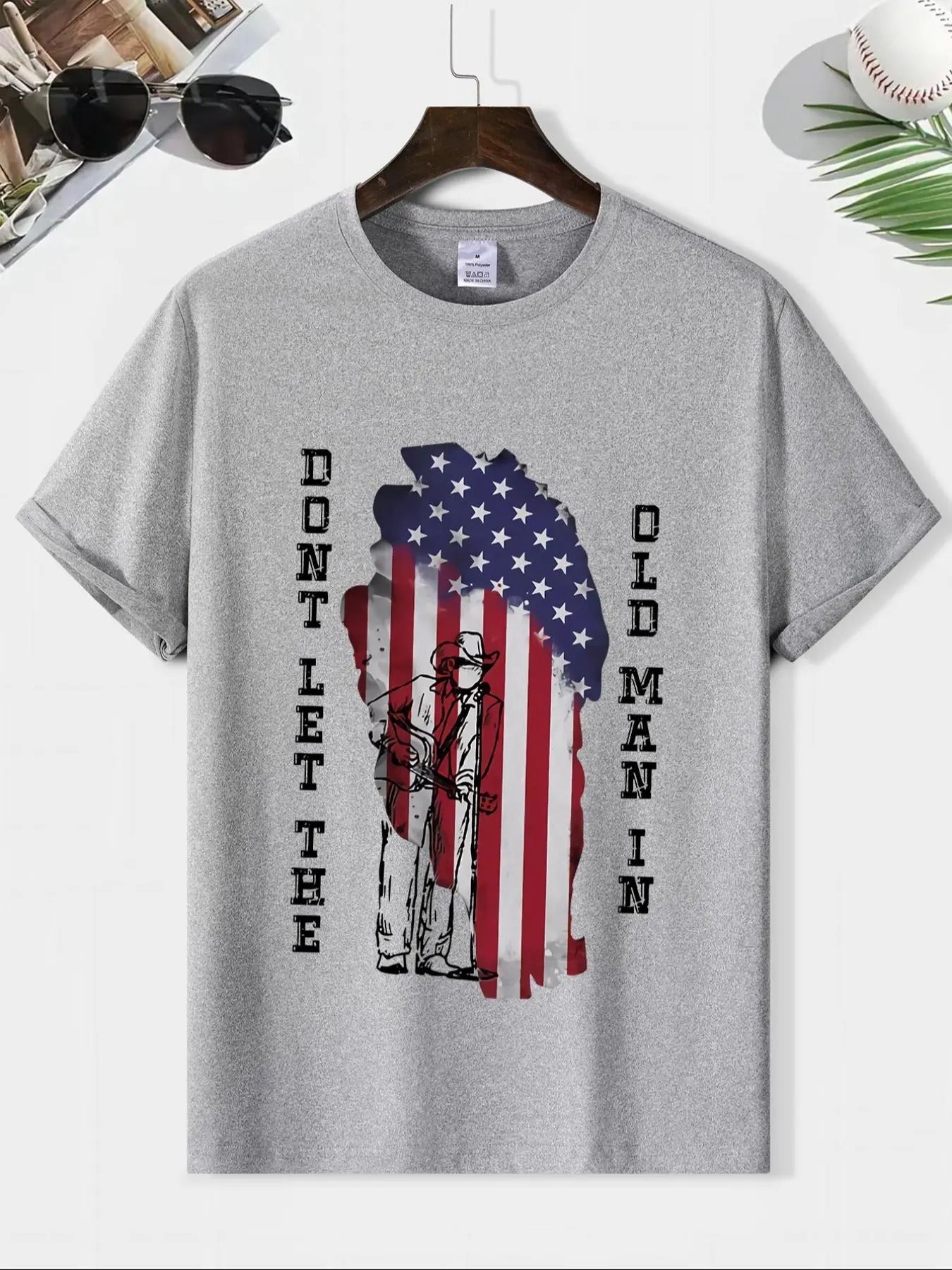 Men'WB shield Letter & Flag Print Round Neck Tee, Regular Fit Casual Short Sleeve Crew Neck T-Shirt, Fashion Men'WB...