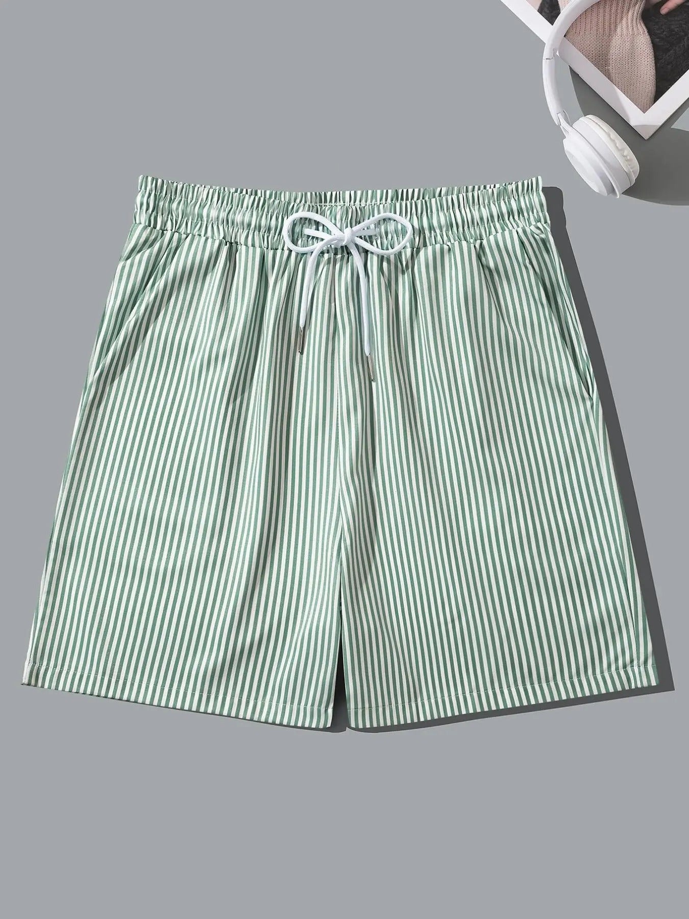 Men'WB shield Random Striped Print Pocket Drawstring Shorts, Regular Fit Casual Elastic Waist Straight Leg Shorts for...