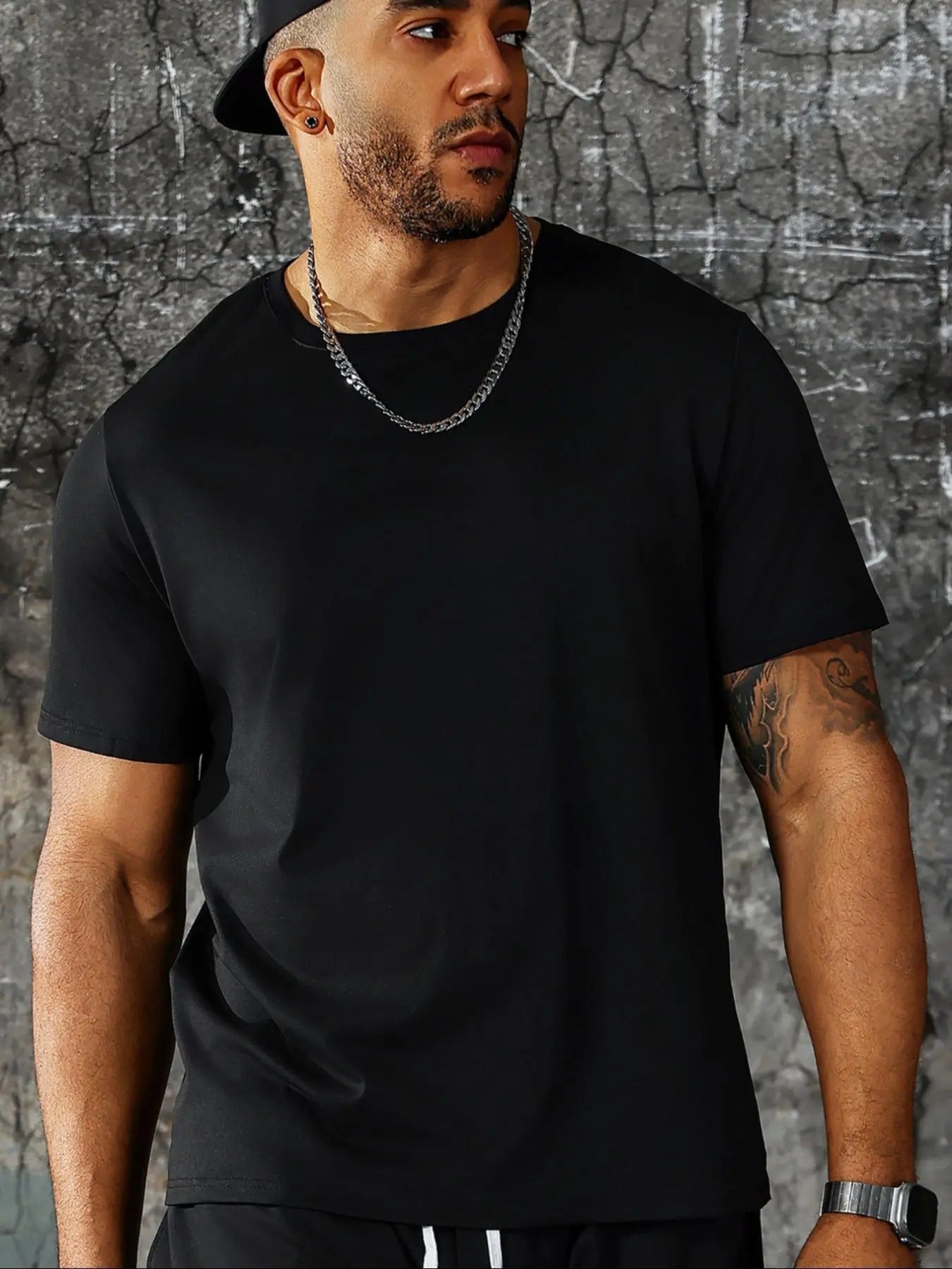 Men'WB shield Regular Fit Solid Round Neck Tee, Casual Short Sleeve Crew Neck T-Shirt for Summer, Fashion Men'WB shield...