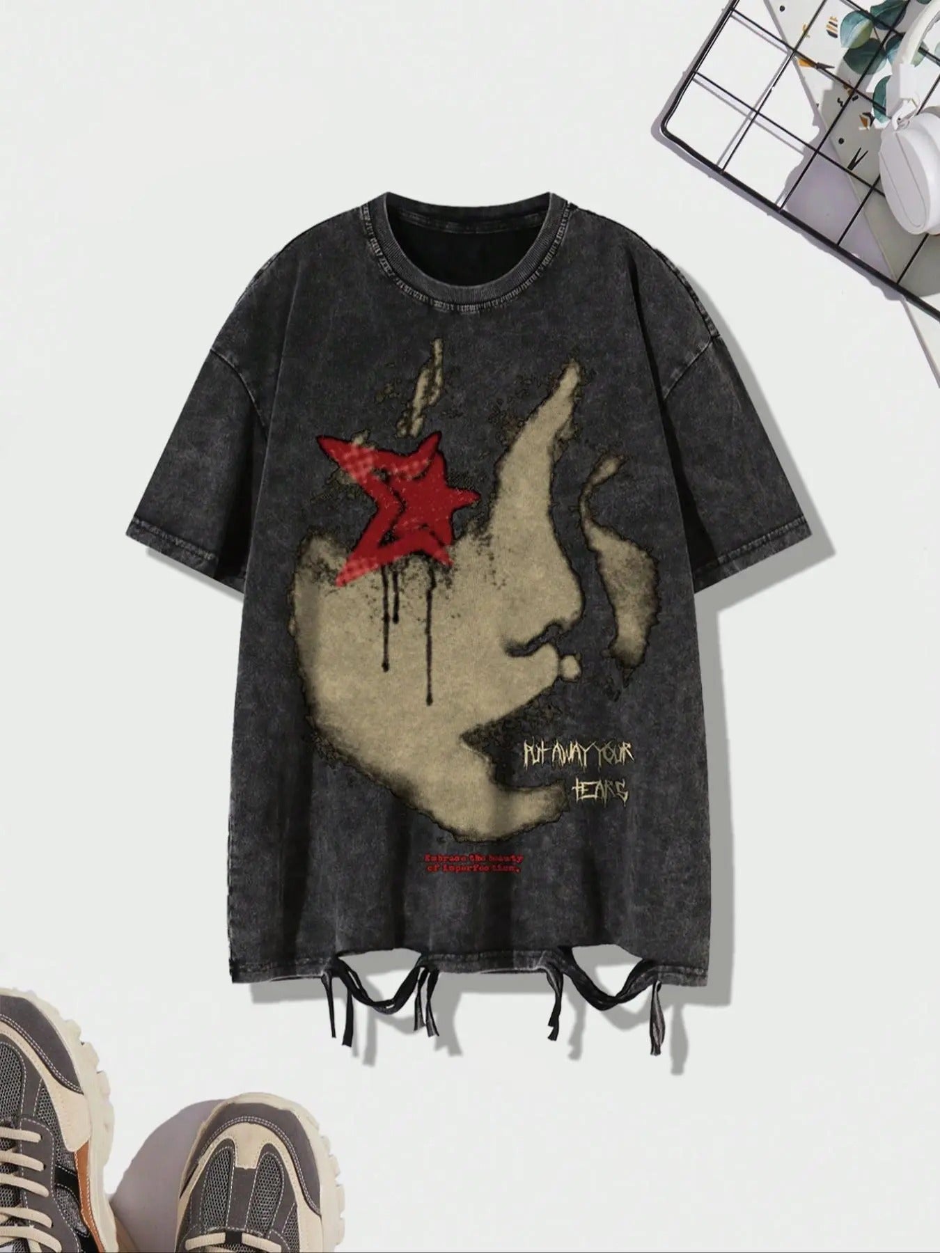 Men'WB shield Ripped Graphic Drop Shoulder Tee, Regular Fit Casual Street Short Sleeve Round Neck T-Shirt for Summer,...
