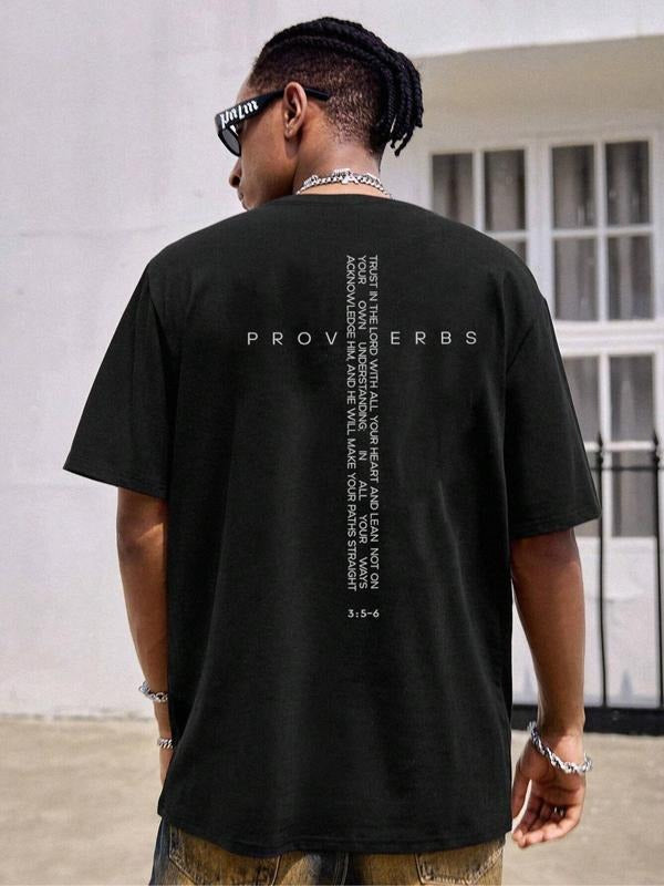 Men'WB shield Slogan Print Round Neck Tee, Regular Fit Short Sleeve Crew Neck T-Shirt for Summer, Casual Men'WB shield...