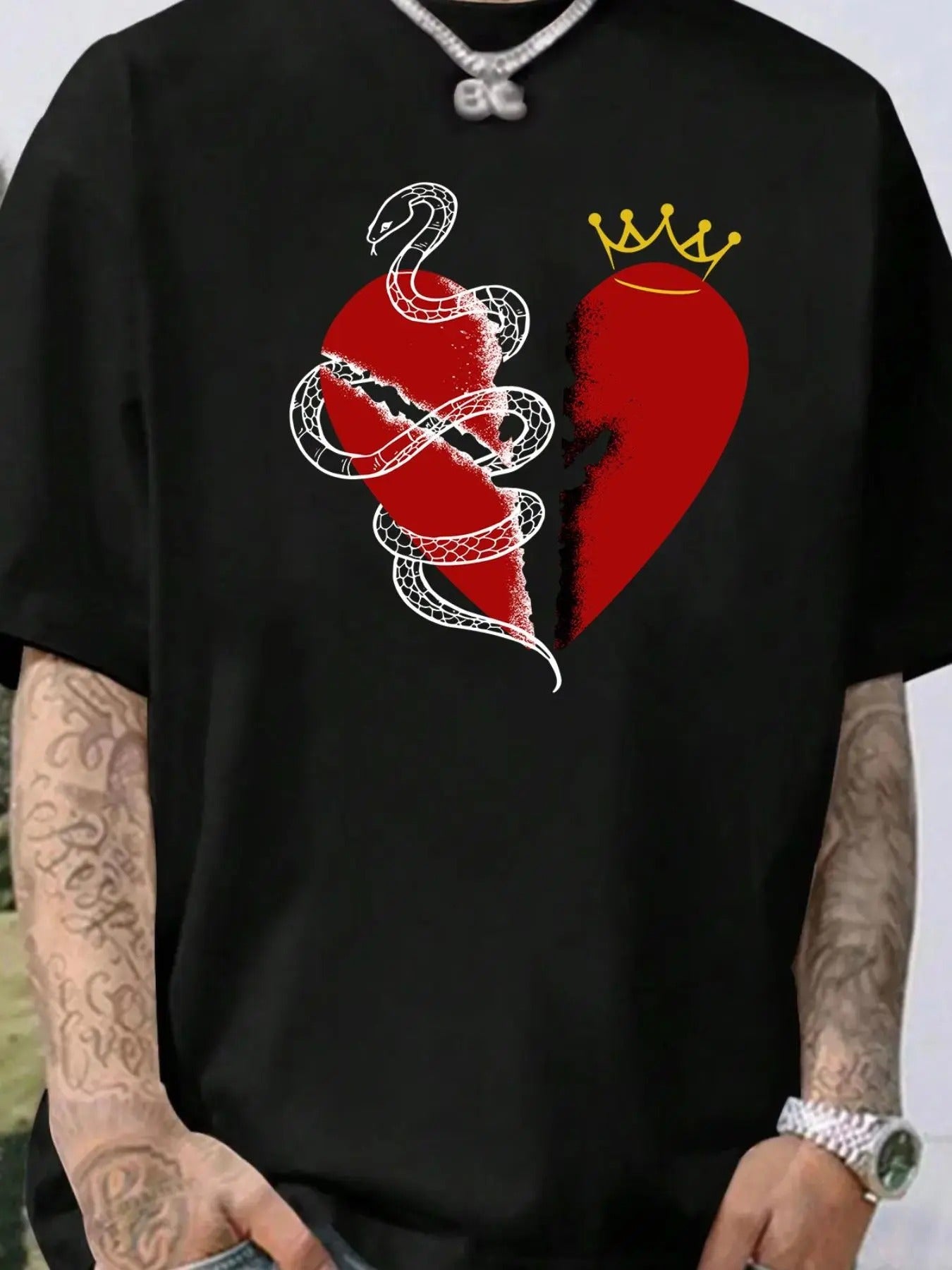 Men'WB shield Snake & Heart Print Round Neck Tee, Casual Short Sleeve T-shirt for Summer, Fashion Men'WB shield Top for...
