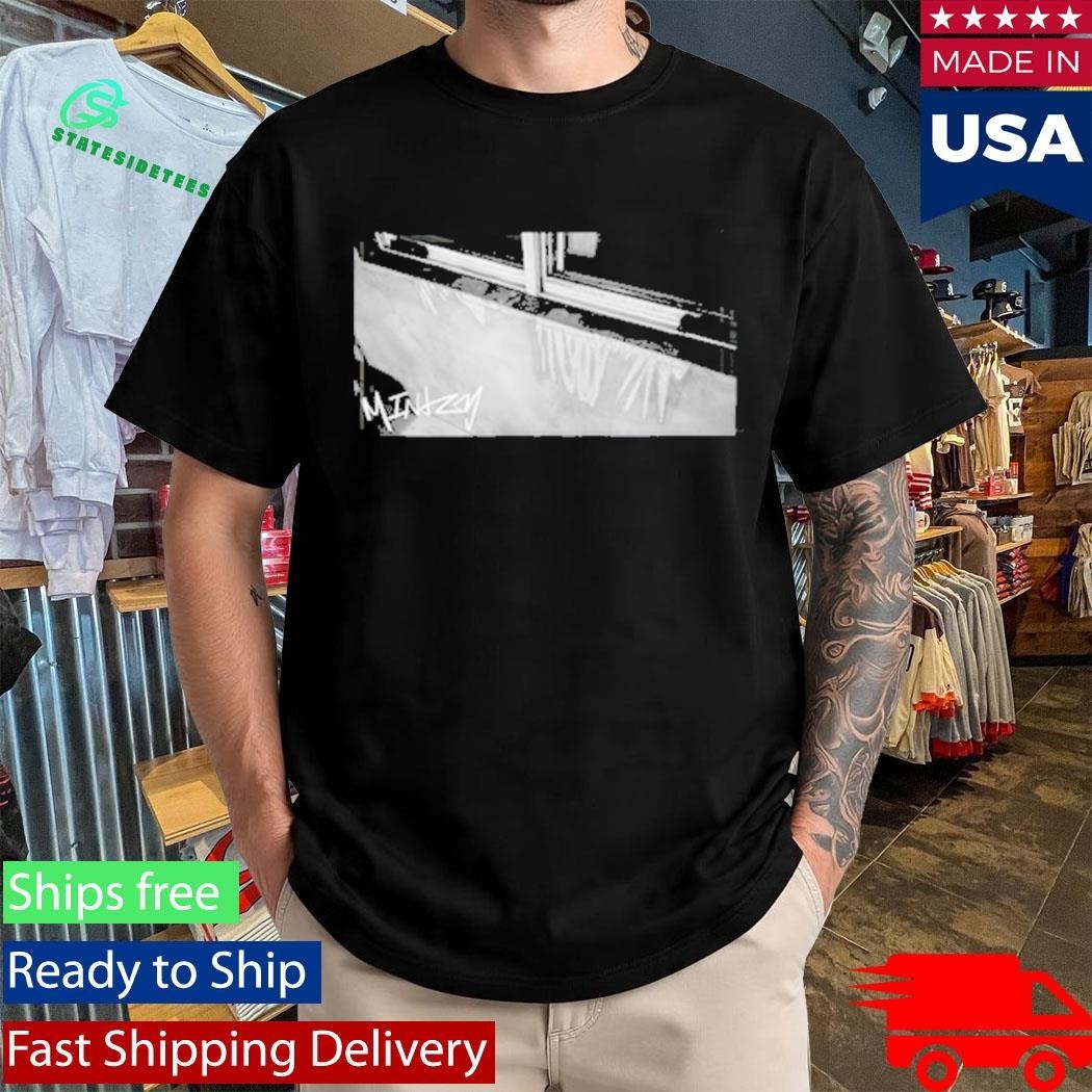 Mintzy Window T-Shirt