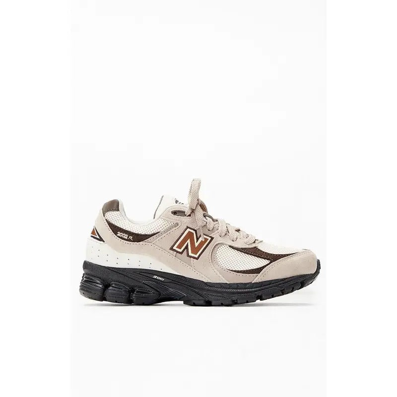 New Balance Men's Brown 2002R Shoes - Multicolor T-Shirts, Hoodie, Sweatshirt | DripVista.com
