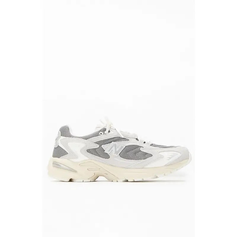 New Balance Men's Gray 725V1 Shoes - Multicolor T-Shirts, Hoodie, Sweatshirt | DripVista.com