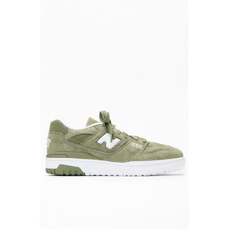New Balance Men's Green 550 Shoes - Multicolor T-Shirts, Hoodie, Sweatshirt | DripVista.com