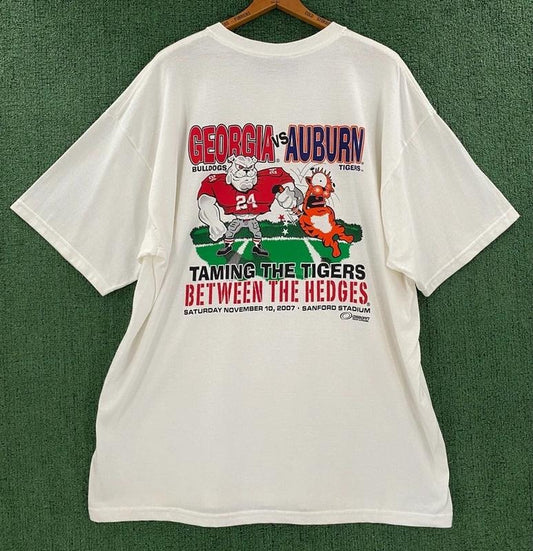New Vintage 2007 Georgia Bulldogs vs Auburn Tigers Rivalry Unisex T-shirt Sweatshirt Hoodie