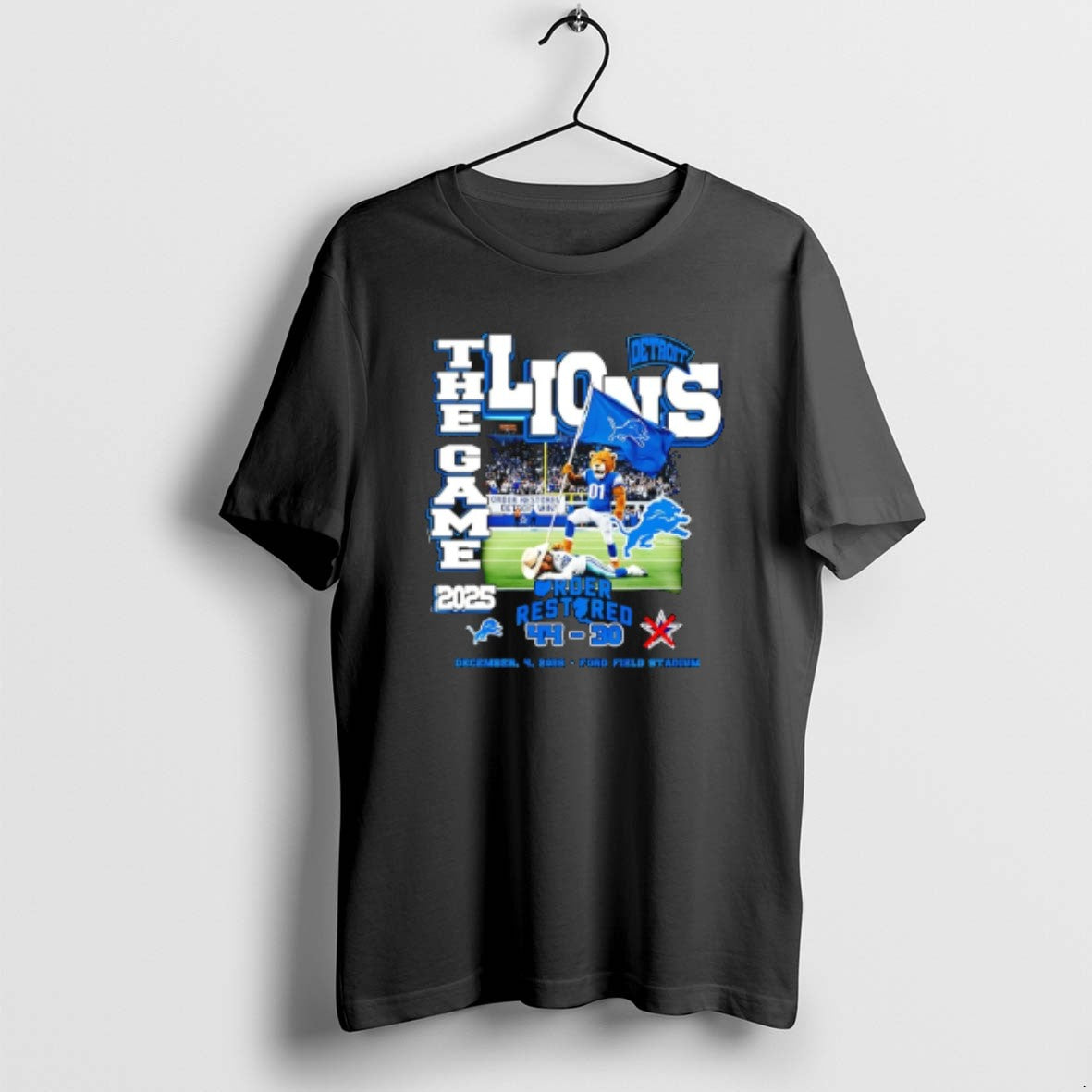 Official Detroit Lions The Game 2025 Order Restored 44 30 Score Mascot T-Shirts, Hoodie, Sweatshirt | DripVista.com