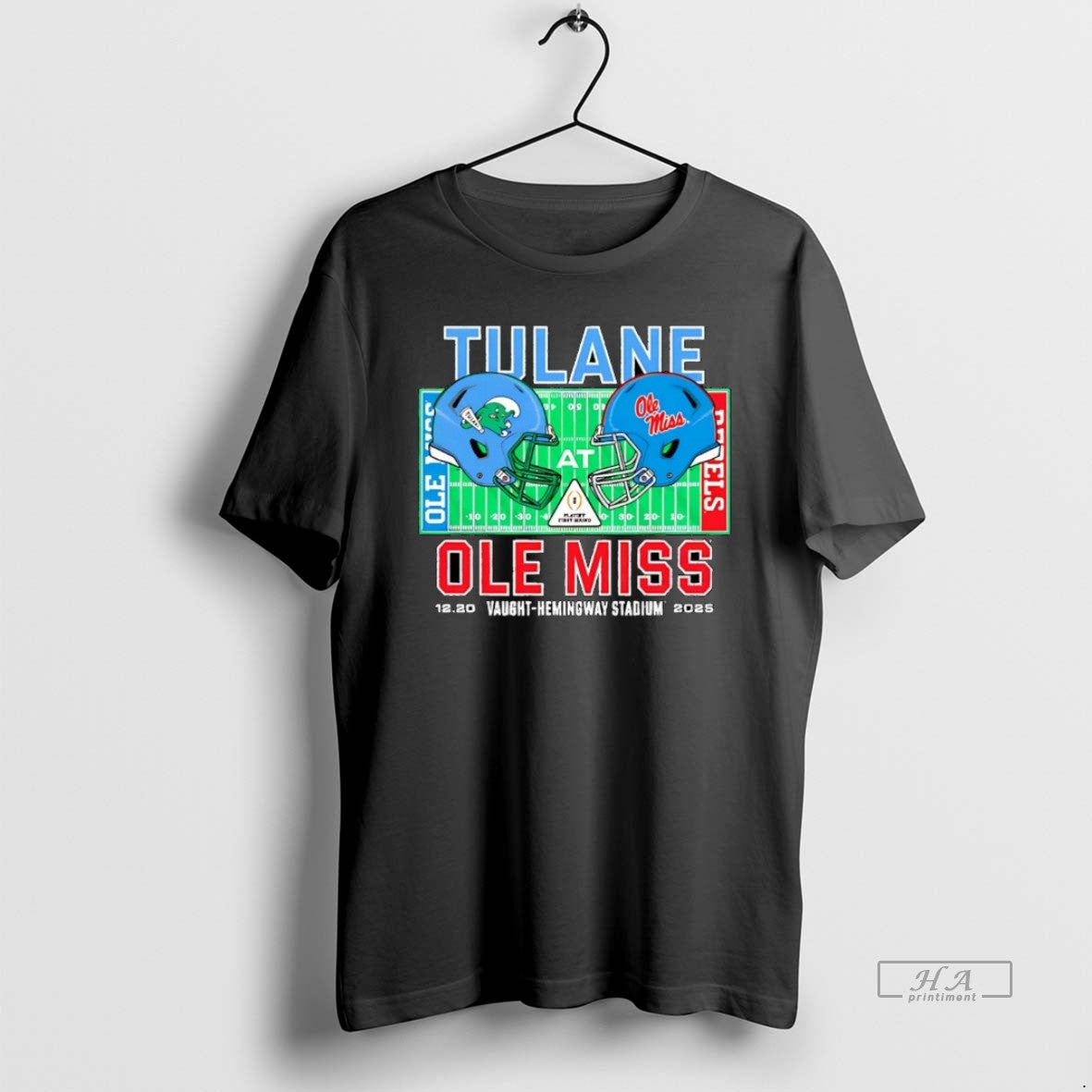 Official Tulane Vs Ole Miss 2025 College Football Playoff Head To Head Christmas T-Shirts, Hoodie, Sweatshirt | DripVista.com