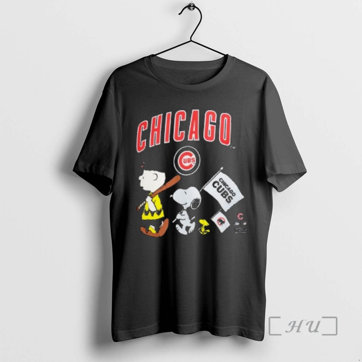 Officials Chicago Cubs Peanuts Flag Circle Black T-Shirts, Hoodie, Sweatshirt | DripVista.com