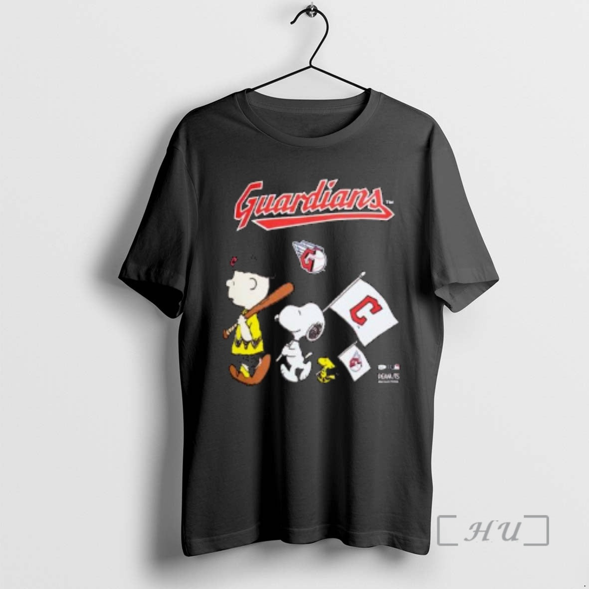 Officials Cleveland Guardians Peanuts Flag Circle Black T-Shirts, Hoodie, Sweatshirt | DripVista.com