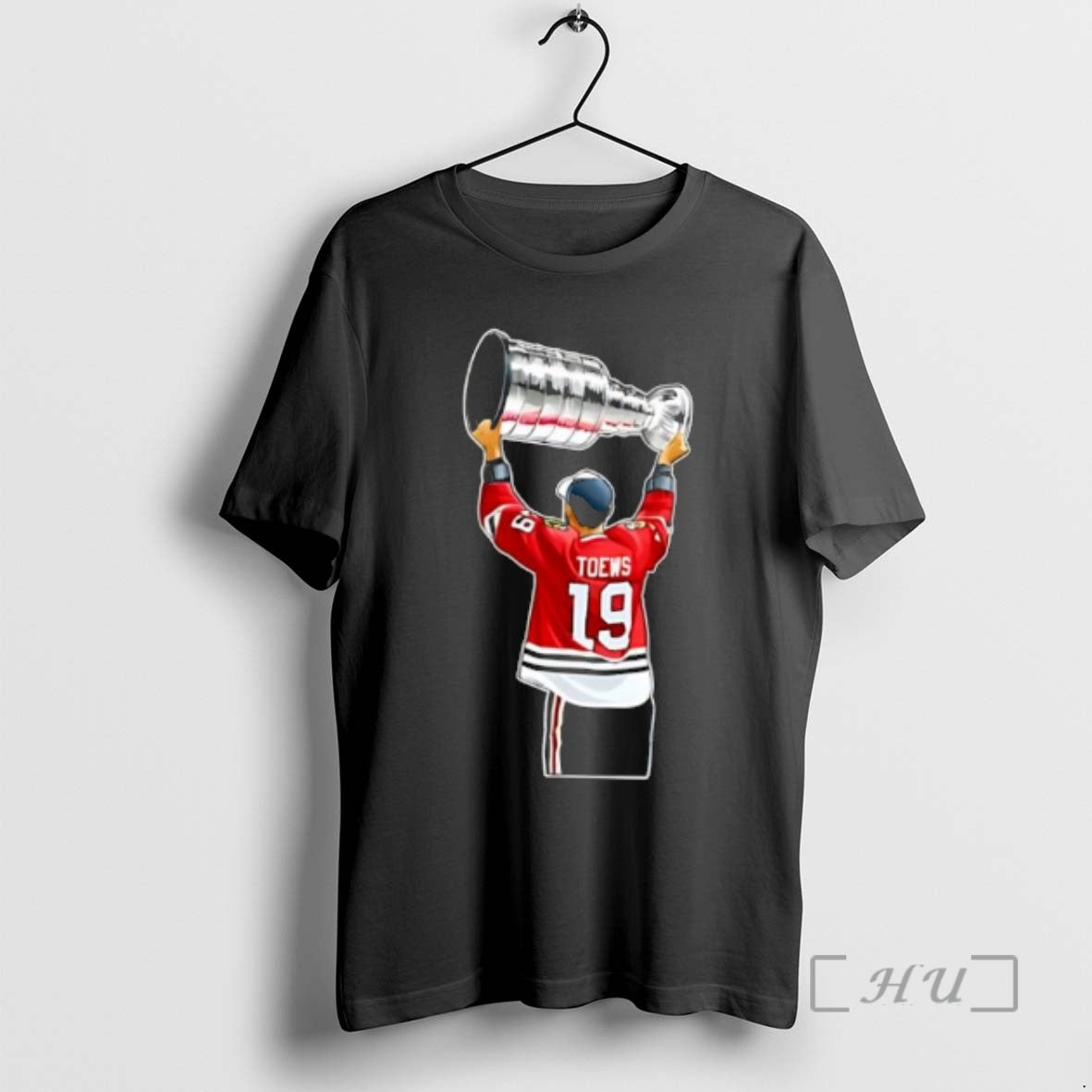 Officials Jonathan Toews 19 Win The Cup Hockey T-Shirts, Hoodie, Sweatshirt | DripVista.com