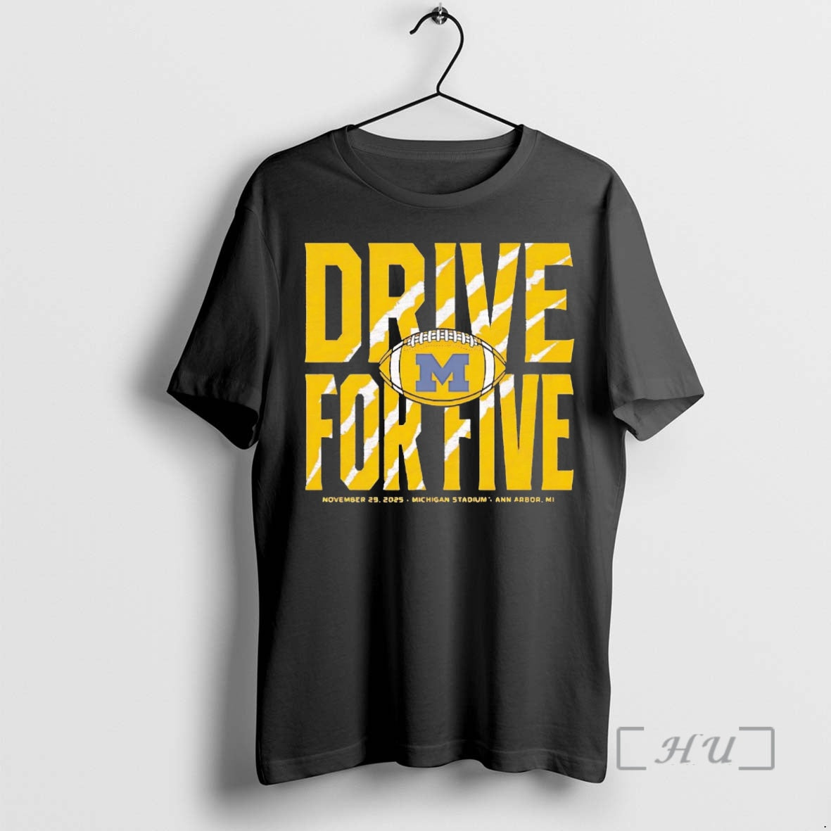 Officials Michigan Wolverines Drive For Five 2025 T-Shirts, Hoodie, Sweatshirt | DripVista.com