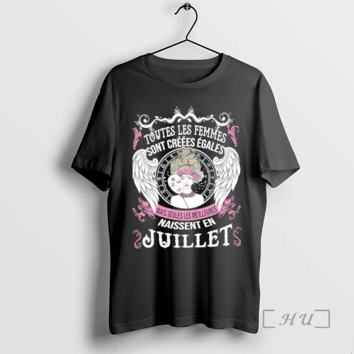 Officials Toutes Les Femmes Sont Creees Egales Naissent En Juillet T-Shirts, Hoodie, Sweatshirt | DripVista.com