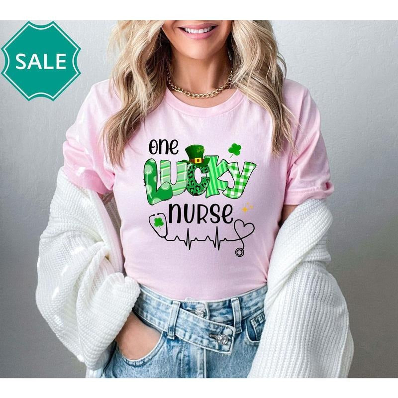 One Lucky Nurse St Patricks Day T-Shirt, Shamrock Tee for Irish Nurses Paddys Day, Irish Nurse Clothing Hoodie, Sweatshirt