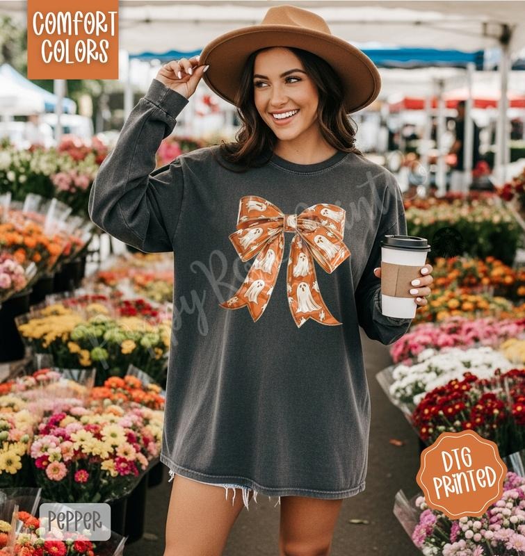 Orange Ghost Bow Comfort Colors Long Sleeve T-Shirt, Trendy Women's Fall Shirt