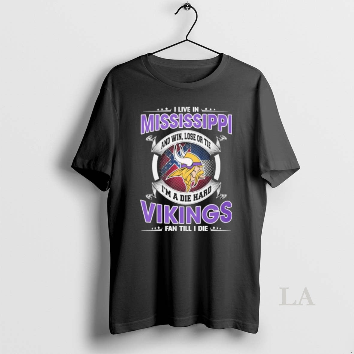 Original I Live In Mississippi And Win Lose Or Tie Im A Die Hard Minnesota T-Shirts, Hoodie, Sweatshirt | DripVista.com