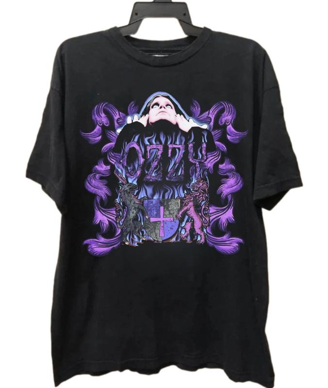 Ozzy Osbourne 90s Graphic Tee Retro Rock Music T-shirt Unisex Gift for Fans