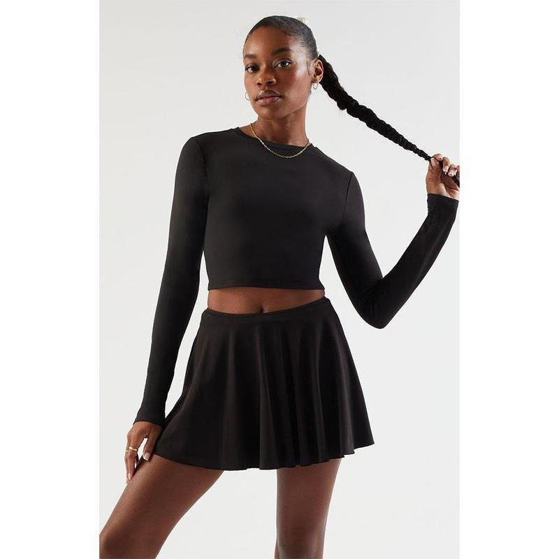 PAC 1980 Women's PAC WHISPER Black Active In Action Long Sleeve Top T-Shirts, Hoodie, Sweatshirt | DripVista.com