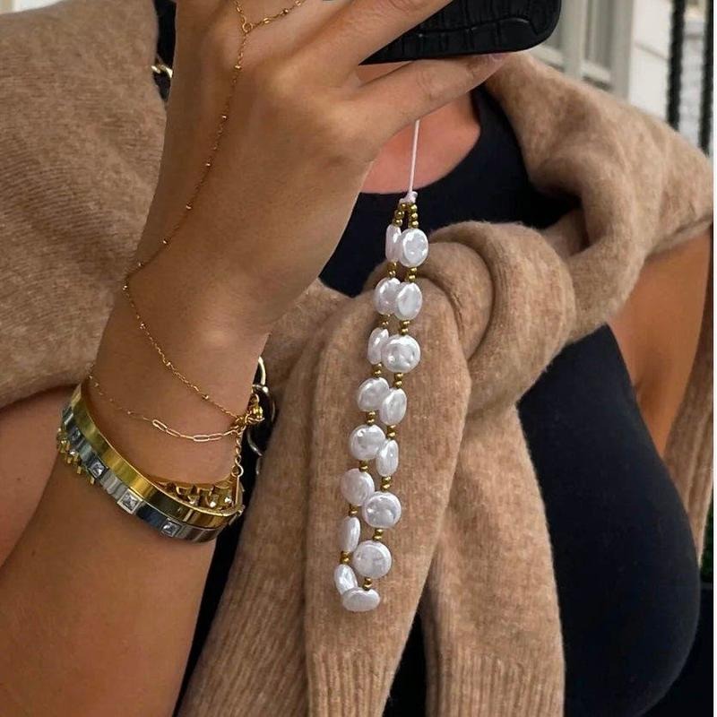 PEARL PHONE CHAIN T-Shirts, Hoodie, Sweatshirt | DripVista.com