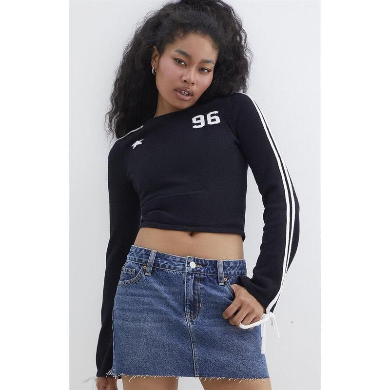 PacSun Women's Dark Indigo Low Rise Denim Mini Skirt - Multicolor T-Shirts, Hoodie, Sweatshirt | DripVista.com