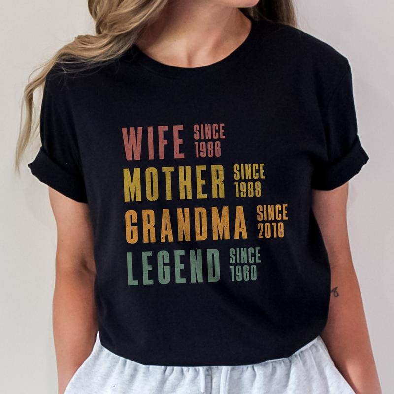 Personalized Grandma T-shirt, Mothers Day Gift for Grandma, Gigi Gift, Gift for Mom Hoodie, Sweatshirt | DripVista.com