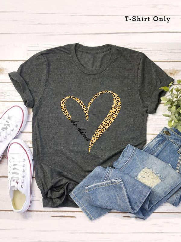 Plus Size Leopard Heart & Letter Print Round Neck Tee, Casual Short Sleeve T-shirt for Summer, Women'WB shield Plus...