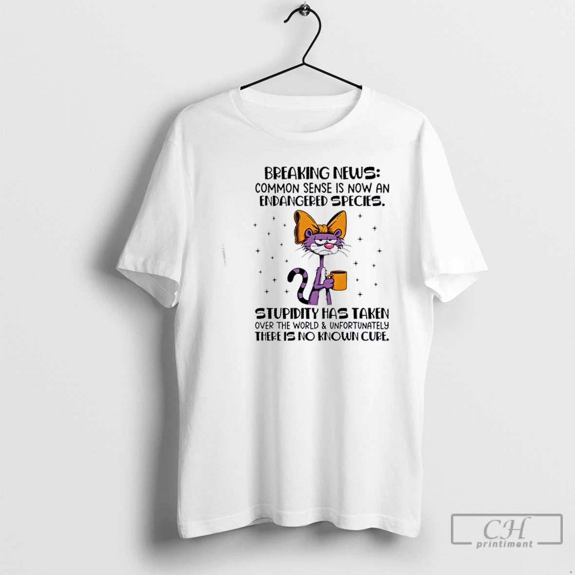 Premium Cat Breaking News Common Sense Is Now An Endangered Species T-Shirts, Hoodie, Sweatshirt | DripVista.com