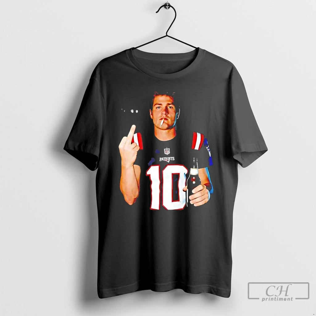 Premium Drake Maye Middle Finger Smoking T-Shirts, Hoodie, Sweatshirt | DripVista.com