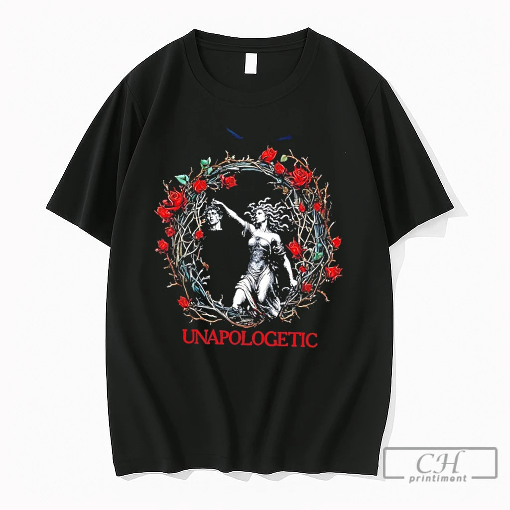 Premium Unapologetic Medusa Illustration Encircled By Red Roses Retro Tee