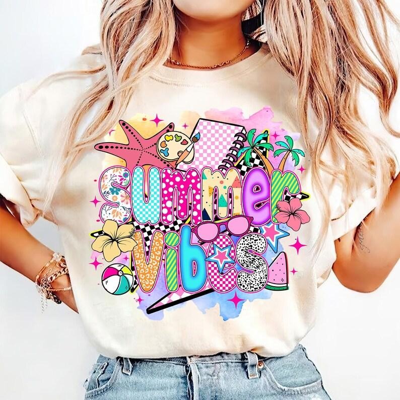 Preppy Summer Vibes Retro Beach Hello Checkered Trendy Brushstroke T-Shirt Hoodie, Sweatshirt | DripVista.com