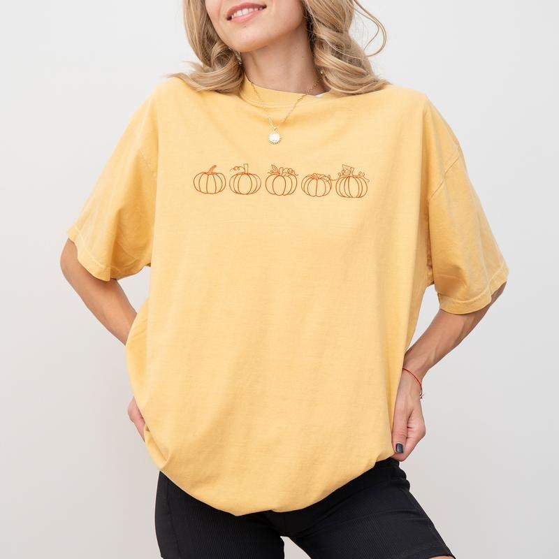 Pumpkins Comfort Colors Shirt, Pumpkin Season Graphic Tee, Pumpkin Spice Unhinged Shirt, Cute T-shirt For Women, Pumpkin Farm Tee, Autumn Vibes, Thanksgiving Gift, Comfy Fabric Graphic Tee, Womenswear Cotton Fabric Relaxed Fit Chic Style