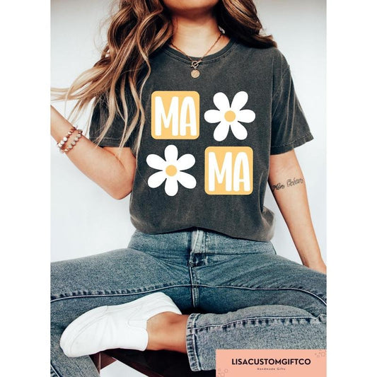 Retro Comfort Mama T-shirt, Mother's Day Shirt, Mama Daisy Sweatshirt, Floral Mom Crewneck, Trendy Mother's Day Gift, Funny Mom Outfit